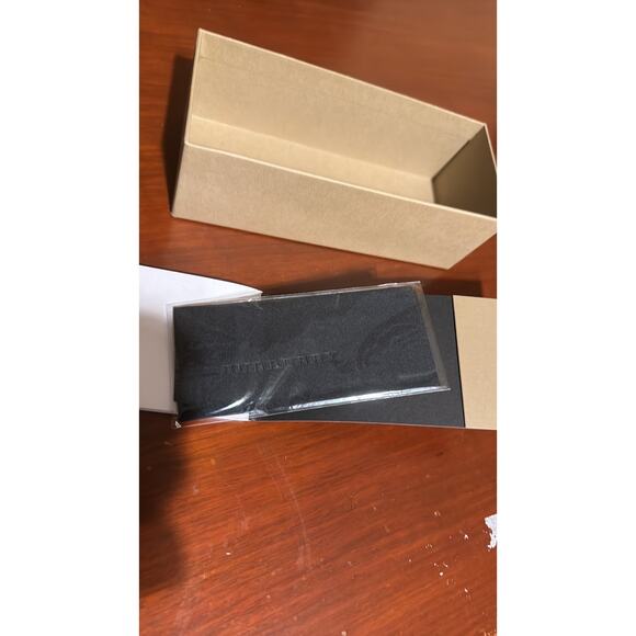 Burberry 54mm Square Sunglasses Frame Green Lens Violet - Picture 12 of 12